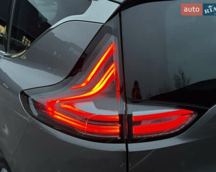 Серый Рено Эспейс, объемом двигателя 1.6 л и пробегом 115 тыс. км за 16700 $, фото 18 на Automoto.ua