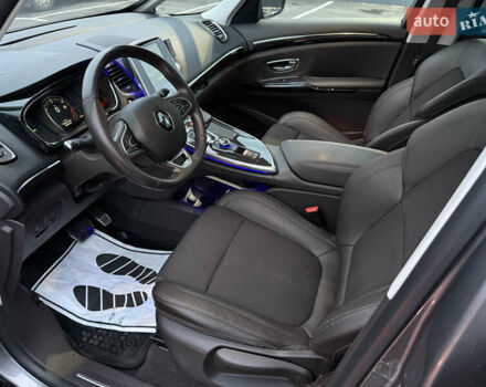 Серый Рено Эспейс, объемом двигателя 1.6 л и пробегом 115 тыс. км за 16700 $, фото 31 на Automoto.ua