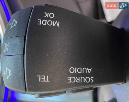 Сірий Рено Еспейс, об'ємом двигуна 1.6 л та пробігом 191 тис. км за 16950 $, фото 21 на Automoto.ua