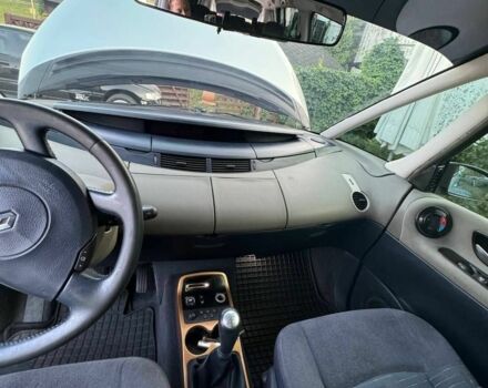 Серый Рено Эспейс, объемом двигателя 2.2 л и пробегом 220 тыс. км за 2400 $, фото 14 на Automoto.ua