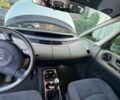 Серый Рено Эспейс, объемом двигателя 2.2 л и пробегом 220 тыс. км за 2400 $, фото 14 на Automoto.ua
