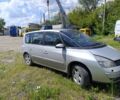 Серый Рено Эспейс, объемом двигателя 2.2 л и пробегом 285 тыс. км за 2500 $, фото 2 на Automoto.ua