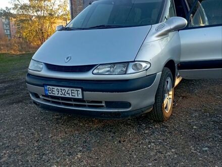 Рено Еспейс 1997 у Первомайськ на Automoto.ua Сірий Рено Еспейс, об'ємом двигуна 2.2 л та пробігом 450 тис. км за 3000 $, фото 1 на Automoto.ua