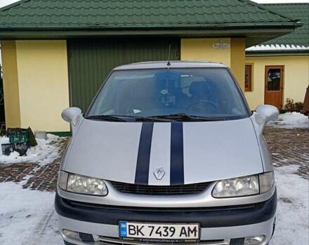 Серый Рено Эспейс, объемом двигателя 2.2 л и пробегом 295 тыс. км за 3900 $, фото 1 на Automoto.ua