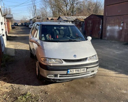 Серый Рено Эспейс, объемом двигателя 2.2 л и пробегом 370 тыс. км за 3500 $, фото 1 на Automoto.ua