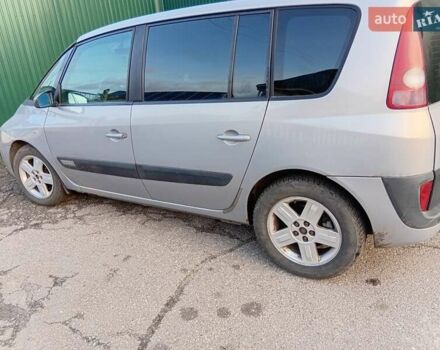 Серый Рено Эспейс, объемом двигателя 2.19 л и пробегом 296 тыс. км за 4700 $, фото 1 на Automoto.ua