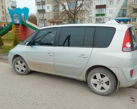 Серый Рено Эспейс, объемом двигателя 2.2 л и пробегом 250 тыс. км за 3600 $, фото 1 на Automoto.ua