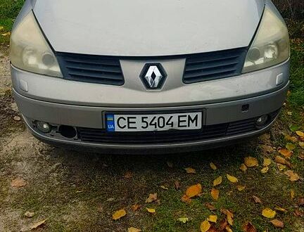 Серый Рено Эспейс, объемом двигателя 3 л и пробегом 300 тыс. км за 2600 $, фото 1 на Automoto.ua