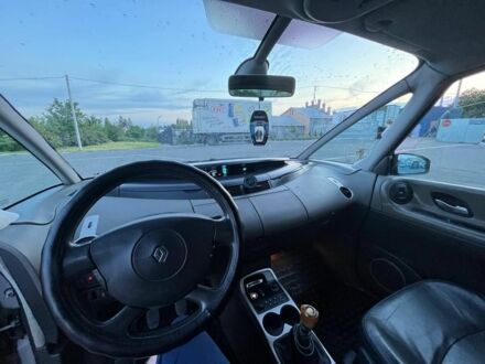 Рено Еспейс 2005 у Чернівцях на Automoto.ua Сірий Рено Еспейс, об'ємом двигуна 1.9 л та пробігом 334 тис. км за 4000 $, фото 1 на Automoto.ua