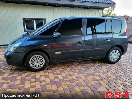 Рено Еспейс 2005 у Новомосковске на Automoto.ua Сірий Рено Еспейс, об'ємом двигуна 2 л та пробігом 269 тис. км за 4299 $, фото 1 на Automoto.ua