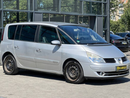 Рено Еспейс 2006 у Івано-Франківську на Automoto.ua Сірий Рено Еспейс, об'ємом двигуна 2.2 л та пробігом 285 тис. км за 5500 $, фото 1 на Automoto.ua