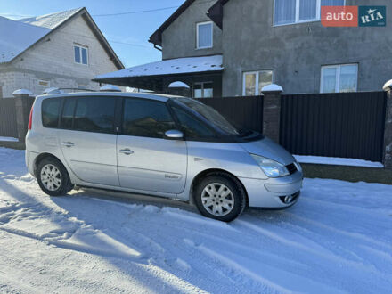 Серый Рено Эспейс, объемом двигателя 2 л и пробегом 274 тыс. км за 6700 $, фото 1 на Automoto.ua