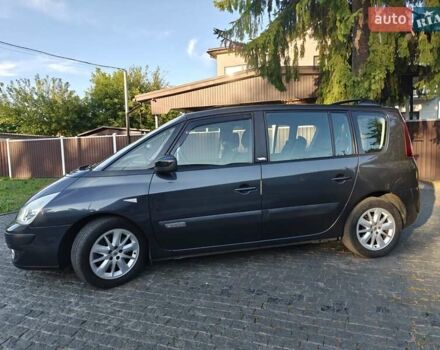 Серый Рено Эспейс, объемом двигателя 2 л и пробегом 240 тыс. км за 7799 $, фото 1 на Automoto.ua