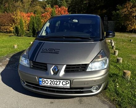 Серый Рено Эспейс, объемом двигателя 2 л и пробегом 280 тыс. км за 7500 $, фото 1 на Automoto.ua