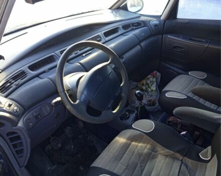 Синий Рено Эспейс, объемом двигателя 2 л и пробегом 30 тыс. км за 3450 $, фото 2 на Automoto.ua