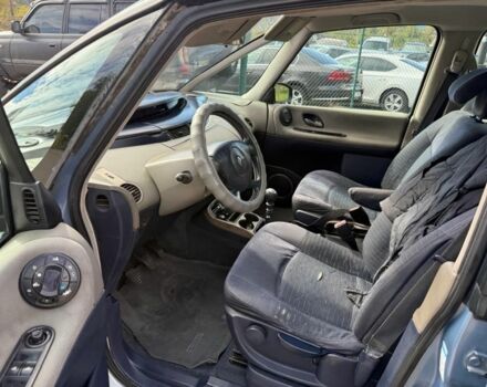 Синий Рено Эспейс, объемом двигателя 1.9 л и пробегом 250 тыс. км за 4500 $, фото 5 на Automoto.ua