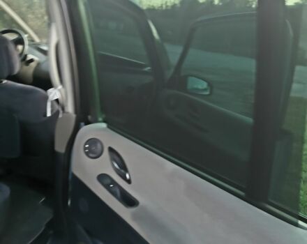 Синий Рено Эспейс, объемом двигателя 3 л и пробегом 160 тыс. км за 4900 $, фото 16 на Automoto.ua