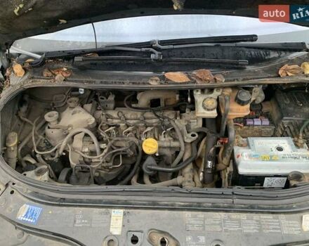 Синий Рено Эспейс, объемом двигателя 1.9 л и пробегом 295 тыс. км за 2200 $, фото 7 на Automoto.ua