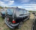 Синий Рено Эспейс, объемом двигателя 2 л и пробегом 200 тыс. км за 1016 $, фото 2 на Automoto.ua