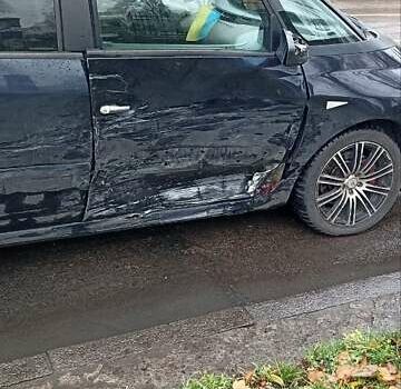 Синій Рено Еспейс, об'ємом двигуна 2.2 л та пробігом 346 тис. км за 4000 $, фото 14 на Automoto.ua