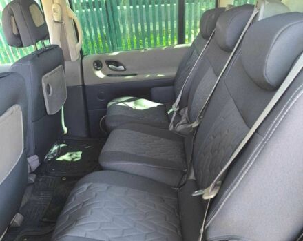 Синий Рено Эспейс, объемом двигателя 2.2 л и пробегом 210 тыс. км за 5850 $, фото 11 на Automoto.ua