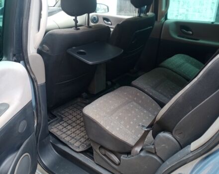 Рено Еспейс 2005 у Калинівка на Automoto.ua Синій Рено Еспейс, об'ємом двигуна 2 л та пробігом 266 тис. км за 6000 $, фото 7 на Automoto.ua