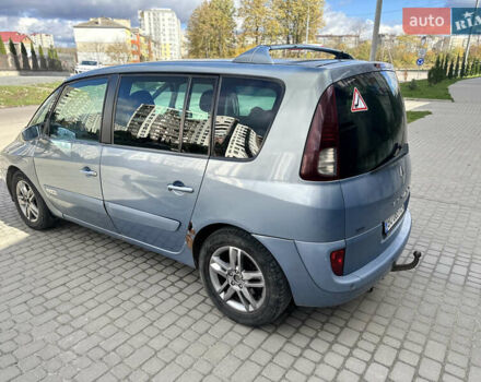 Рено Эспейс 2006 в Тернополе на Automoto.ua Синий Рено Эспейс, объемом двигателя 2.19 л и пробегом 350 тыс. км за 3300 $, фото 9 на Automoto.ua