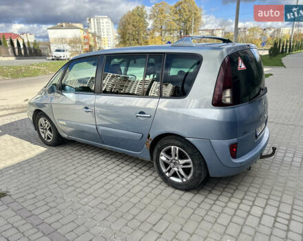 Рено Эспейс 2006 в Тернополе на Automoto.ua Синий Рено Эспейс, объемом двигателя 2.19 л и пробегом 350 тыс. км за 3300 $, фото 8 на Automoto.ua