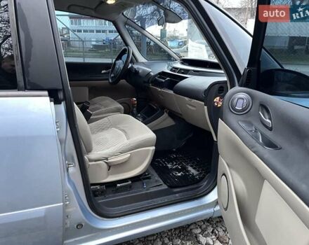 Синій Рено Еспейс, об'ємом двигуна 1.9 л та пробігом 450 тис. км за 5950 $, фото 12 на Automoto.ua