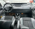 Синій Рено Еспейс, об'ємом двигуна 2 л та пробігом 262 тис. км за 6500 $, фото 16 на Automoto.ua