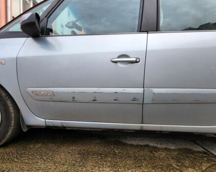 Синій Рено Еспейс, об'ємом двигуна 2 л та пробігом 238 тис. км за 4200 $, фото 3 на Automoto.ua