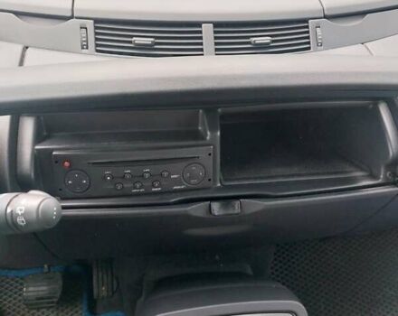 Синій Рено Еспейс, об'ємом двигуна 2 л та пробігом 213 тис. км за 6200 $, фото 9 на Automoto.ua