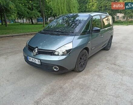 Рено Эспейс 2013 в Ровно на Automoto.ua Синий Рено Эспейс, объемом двигателя 2 л и пробегом 287 тыс. км за 9300 $, фото 2 на Automoto.ua