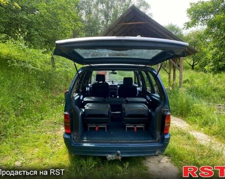 Синий Рено Эспейс, объемом двигателя 2.1 л и пробегом 450 тыс. км за 3350 $, фото 1 на Automoto.ua