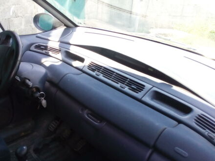 Синій Рено Еспейс, об'ємом двигуна 2 л та пробігом 270 тис. км за 2500 $, фото 1 на Automoto.ua