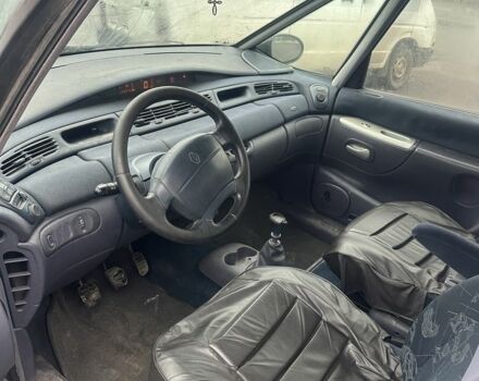 Зелений Рено Еспейс, об'ємом двигуна 2 л та пробігом 180 тис. км за 1150 $, фото 4 на Automoto.ua