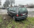 Зелений Рено Еспейс, об'ємом двигуна 2 л та пробігом 180 тис. км за 1150 $, фото 3 на Automoto.ua