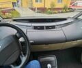 Зеленый Рено Эспейс, объемом двигателя 1.9 л и пробегом 286 тыс. км за 2346 $, фото 4 на Automoto.ua
