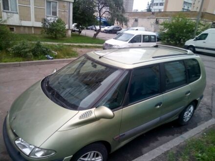 Рено Еспейс 2001 у Києві на Automoto.ua Зелений Рено Еспейс, об'ємом двигуна 2.2 л та пробігом 311 тис. км за 3800 $, фото 1 на Automoto.ua