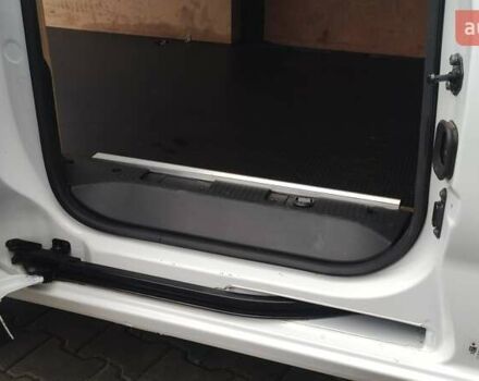 Белый Рено Экспресс, объемом двигателя 1.46 л и пробегом 52 тыс. км за 13450 $, фото 65 на Automoto.ua