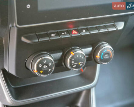 Рено Экспресс 2023 в Дрогобыче на Automoto.ua Белый Рено Экспресс, объемом двигателя 1.46 л и пробегом 52 тыс. км за 13900 $, фото 67 на Automoto.ua