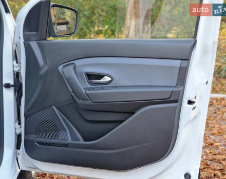 Рено Экспресс 2023 в Дрогобыче на Automoto.ua Белый Рено Экспресс, объемом двигателя 1.46 л и пробегом 52 тыс. км за 13900 $, фото 77 на Automoto.ua