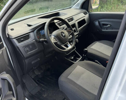 Білий Рено Експрес, об'ємом двигуна 1.46 л та пробігом 11 тис. км за 13250 $, фото 9 на Automoto.ua