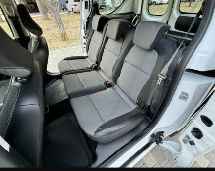 Белый Рено Экспресс, объемом двигателя 1.5 л и пробегом 80 тыс. км за 11300 $, фото 9 на Automoto.ua