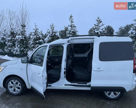 Белый Рено Экспресс, объемом двигателя 1.5 л и пробегом 224 тыс. км за 15799 $, фото 12 на Automoto.ua