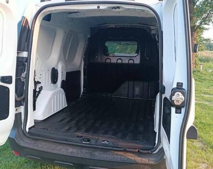 Белый Рено Экспресс, объемом двигателя 1.46 л и пробегом 38 тыс. км за 16500 $, фото 5 на Automoto.ua