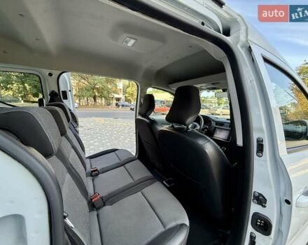 Рено Экспресс 2023 в Одессе на Automoto.ua Белый Рено Экспресс, объемом двигателя 1.46 л и пробегом 57 тыс. км за 9999 $, фото 56 на Automoto.ua