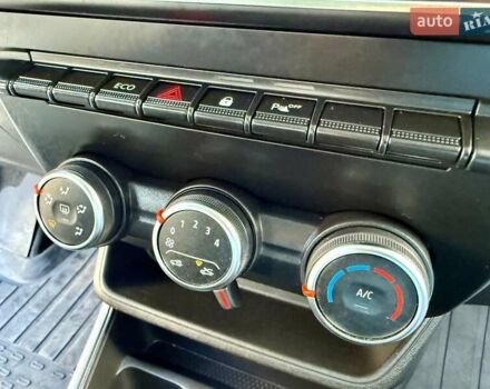 Рено Экспресс 2023 в Одессе на Automoto.ua Белый Рено Экспресс, объемом двигателя 1.46 л и пробегом 57 тыс. км за 9999 $, фото 47 на Automoto.ua