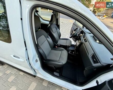 Рено Экспресс 2023 в Одессе на Automoto.ua Белый Рено Экспресс, объемом двигателя 1.46 л и пробегом 57 тыс. км за 9999 $, фото 44 на Automoto.ua