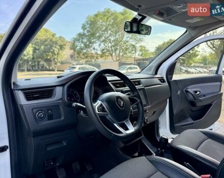 Рено Экспресс 2023 в Одессе на Automoto.ua Белый Рено Экспресс, объемом двигателя 1.46 л и пробегом 57 тыс. км за 9999 $, фото 35 на Automoto.ua